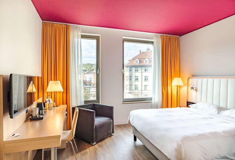 هتل Park Inn By Radisson Stuttgart