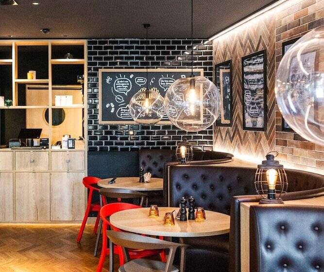 هتل Park Inn By Radisson Stuttgart