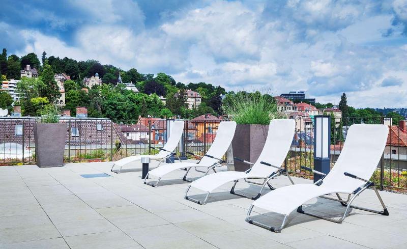هتل Park Inn By Radisson Stuttgart