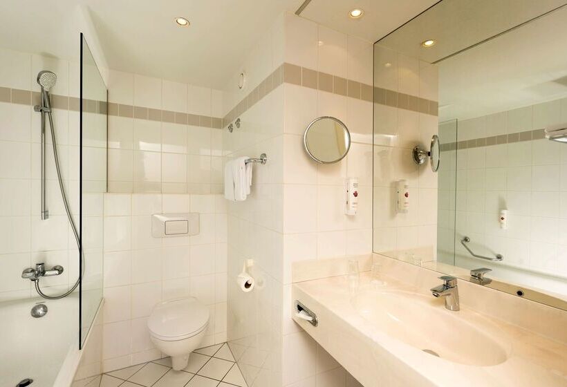 فندق Ramada By Wyndham Hannover Messe