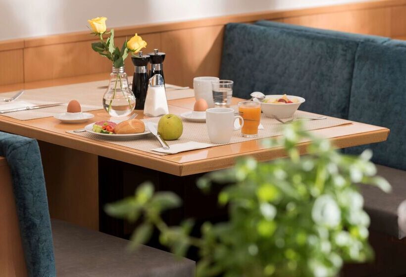 فندق Ramada By Wyndham Hannover Messe