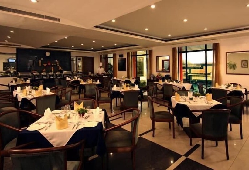 Отель Renest Gandhidham