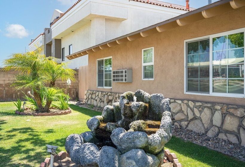 فندق Solaire Inn & Suites