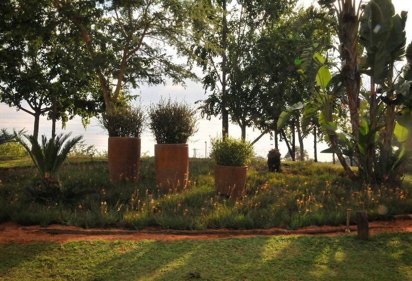 בית מלון כפרי Tzaneen Country Lodge