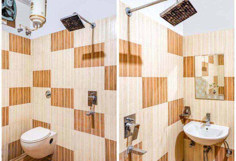 호텔 Capital O 79766  Star International