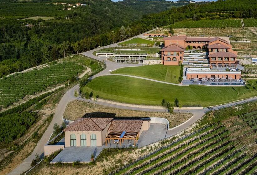 Отель Casa Di Langa