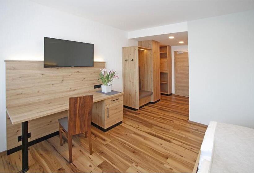 ホテル Gasthof Berger