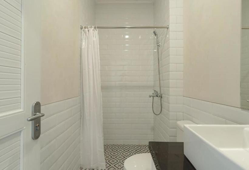 فندق Reddoorz Syariah Plus @ Bsd City