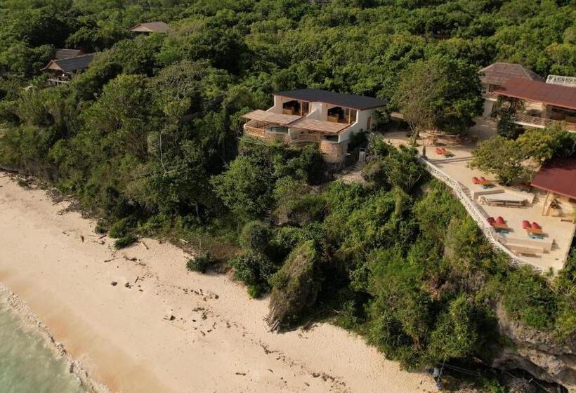 אתר נופש Akasha Beach Club