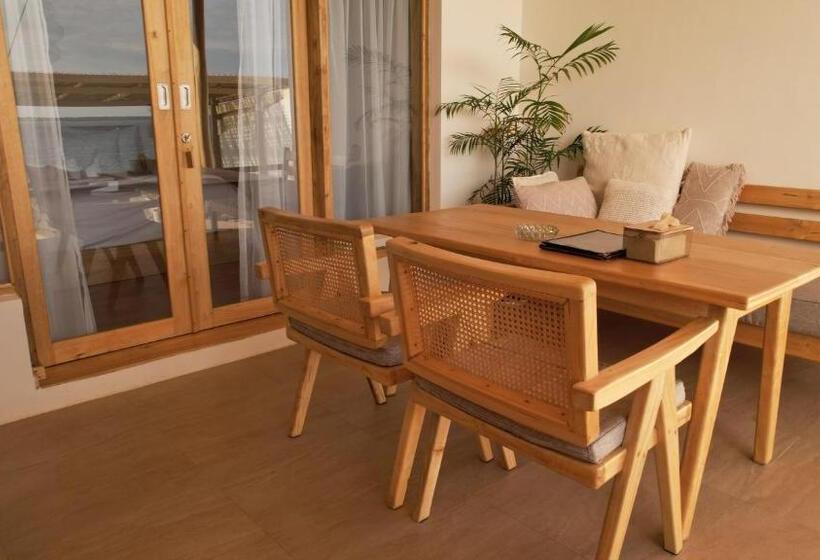 אתר נופש Akasha Beach Club