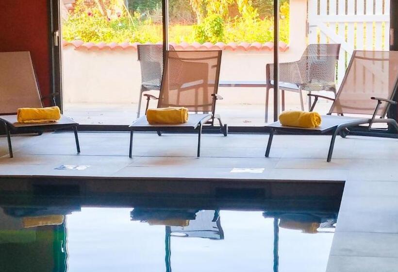 مبيت وإفطار Le Cottage Du Parc