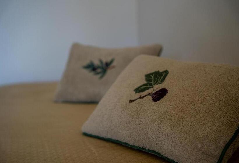 هتل Masseria Filippo De Raho   Agri Bio Relais