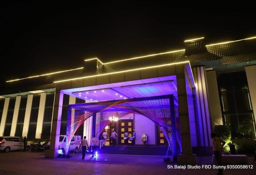 فندق Tivoli Royal Palace