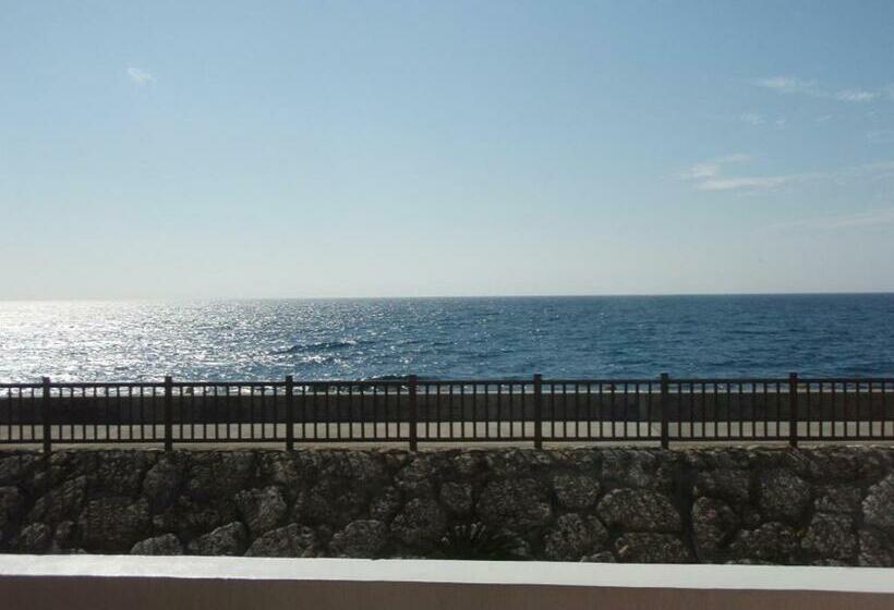 Lagoon Palace