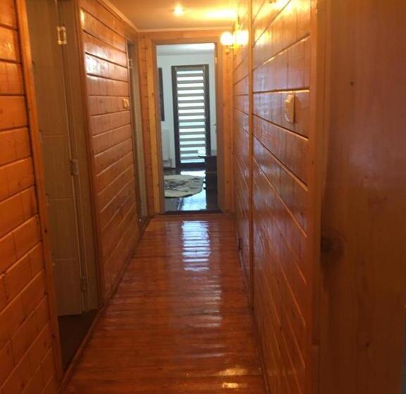 פנסיון Casa Elena