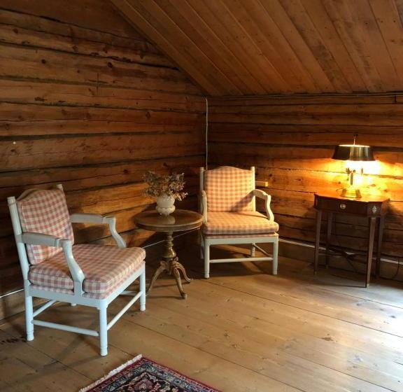 بنسيون Träslottets B&b