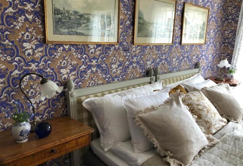 بنسيون Träslottets B&b