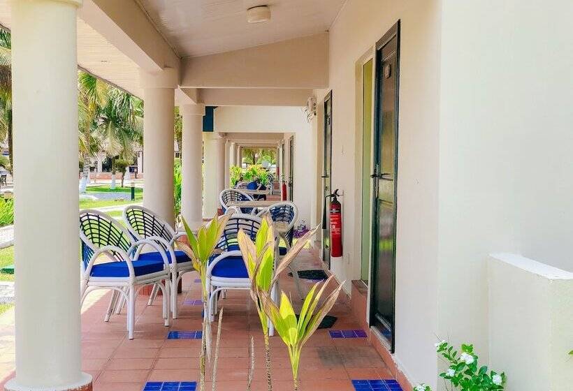 Busua Beach Resort