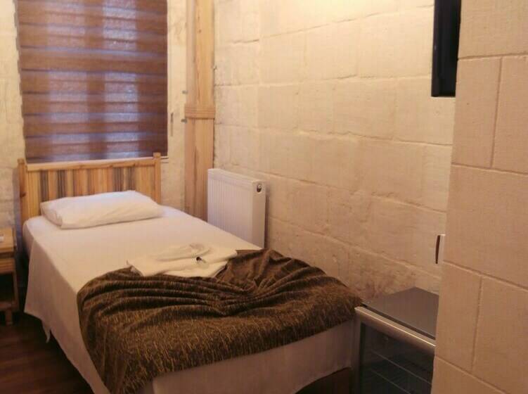 هتل Duran Aga Konagi