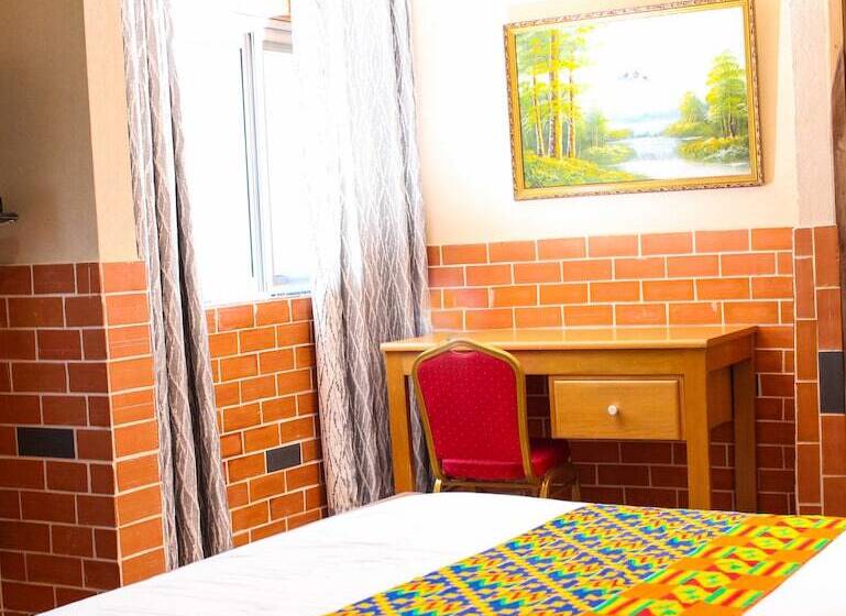 فندق Agblor Lodge