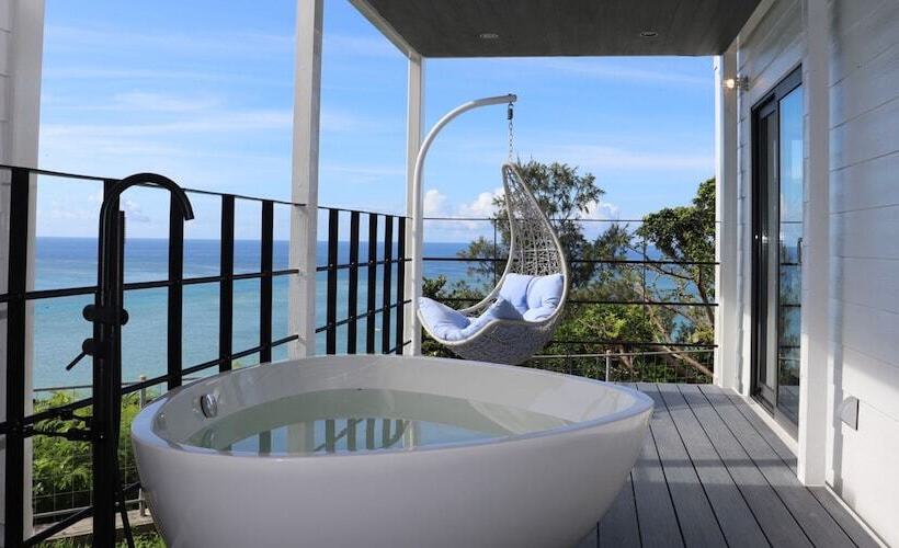ホテル Glory Island Okinawa Yabusachi Resort