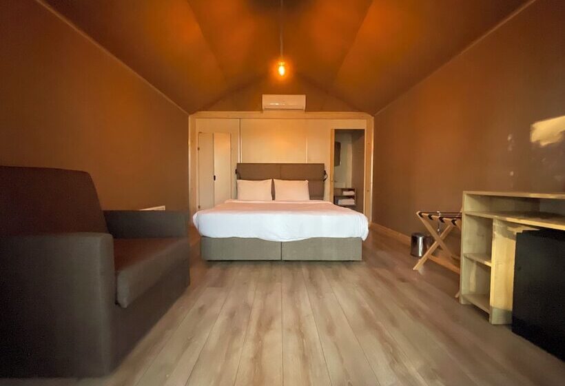 בית מלון כפרי Longosphere Glamping