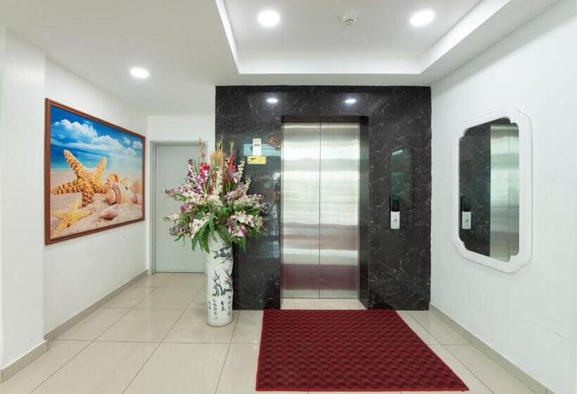 فندق Sg Rengit City Resort 3