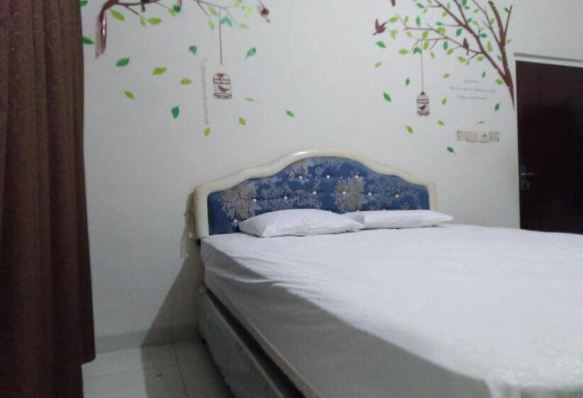 هتل Oyo 90614 Spring Homestay