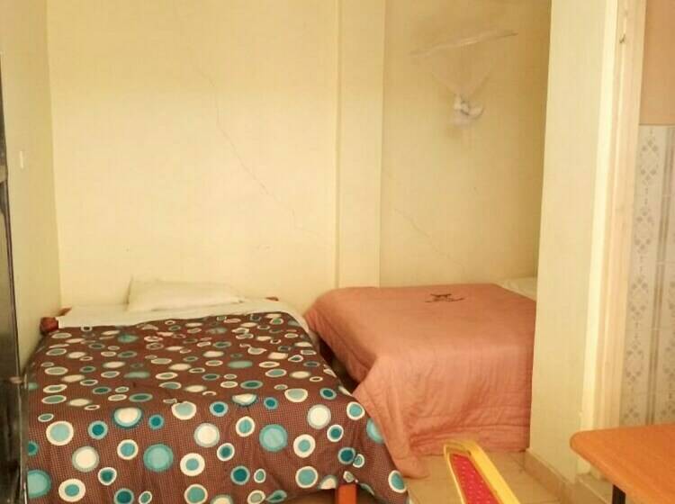 בית מלון כפרי Rene Bistro