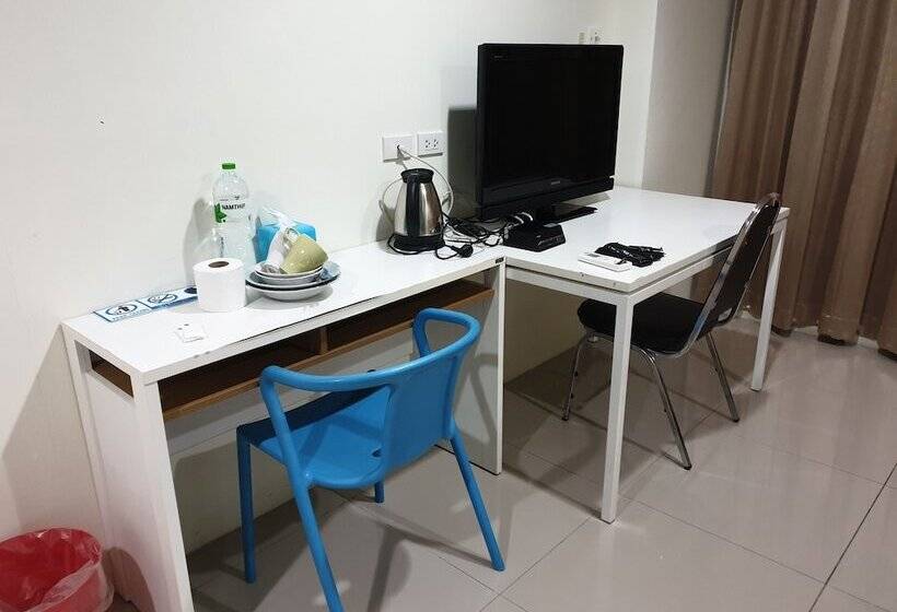 בית מלון כפרי S4u Office &