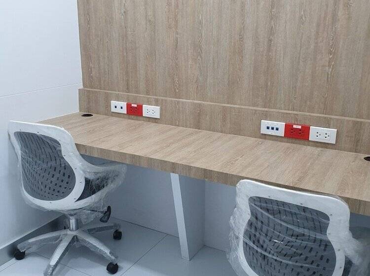 בית מלון כפרי S4u Office &