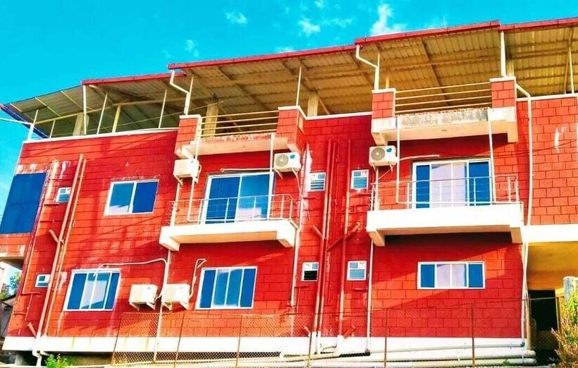 בית מלון כפרי Yashraj Residency