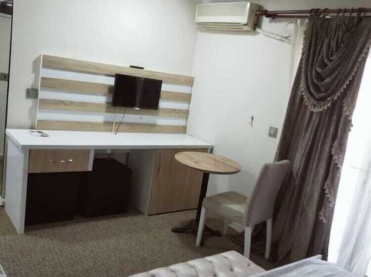 Otel Bostanci