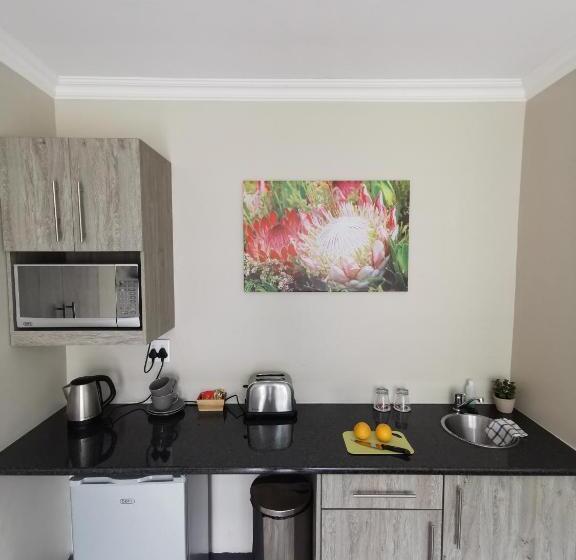 פנסיון Up21 Guest House