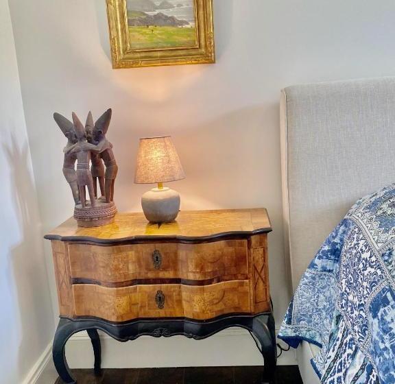 ベッドアンドブレックファースト Noubar