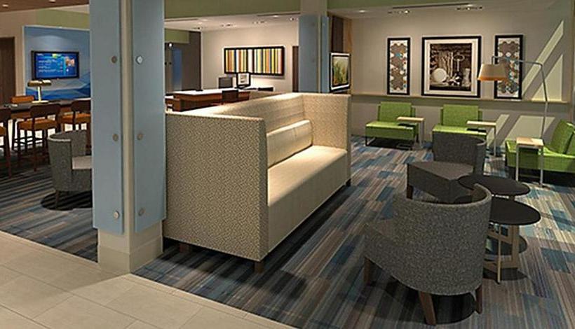هتل Holiday Inn Express & Suites   Lumberton, An Ihg