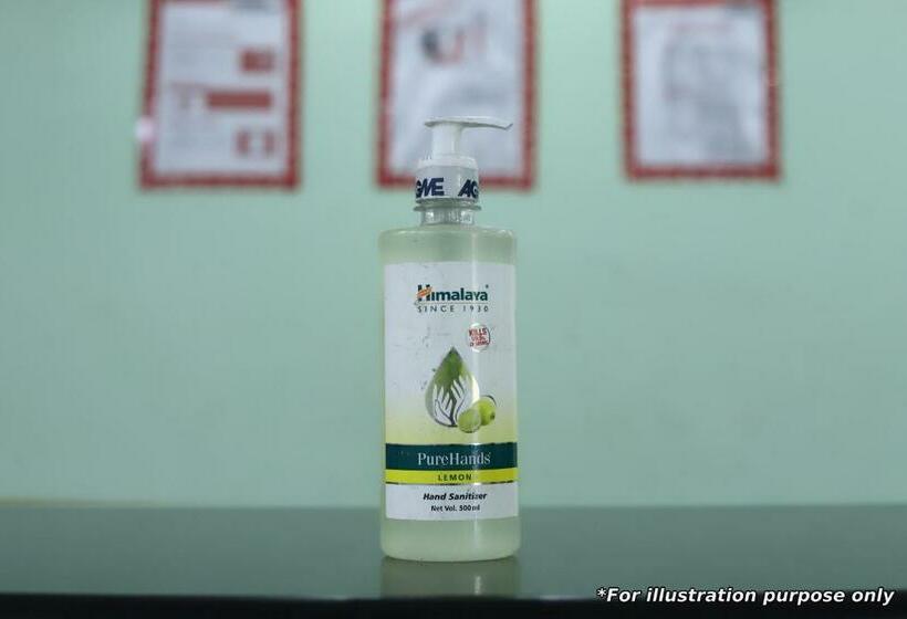 ホテル Spot On 82210  Nandan