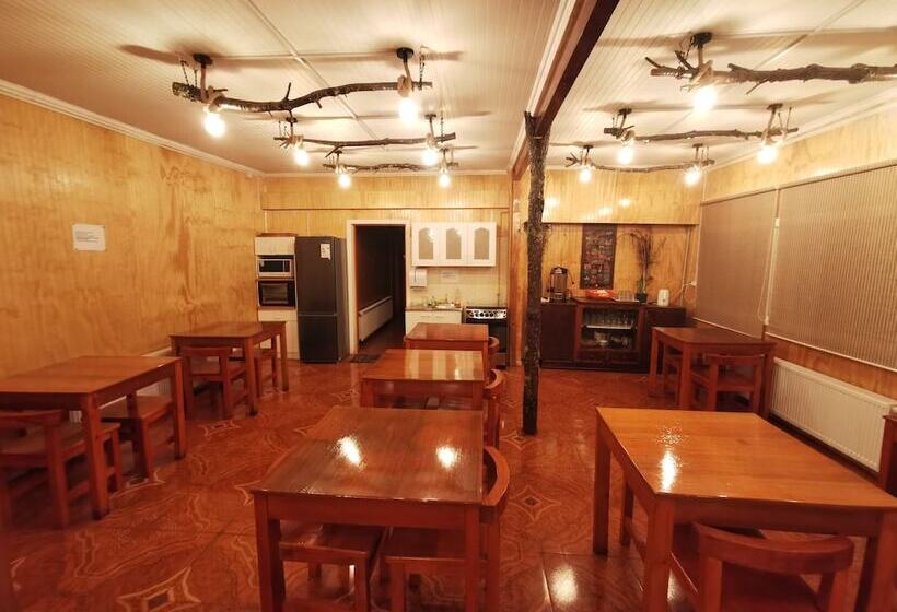 بنسيون Hostal Piedra Santa