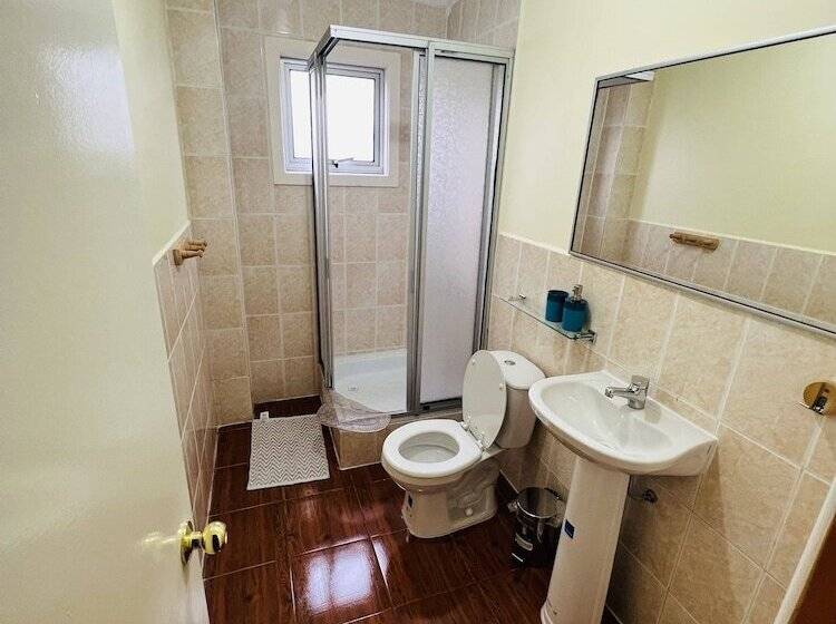 بنسيون Hostal Piedra Santa