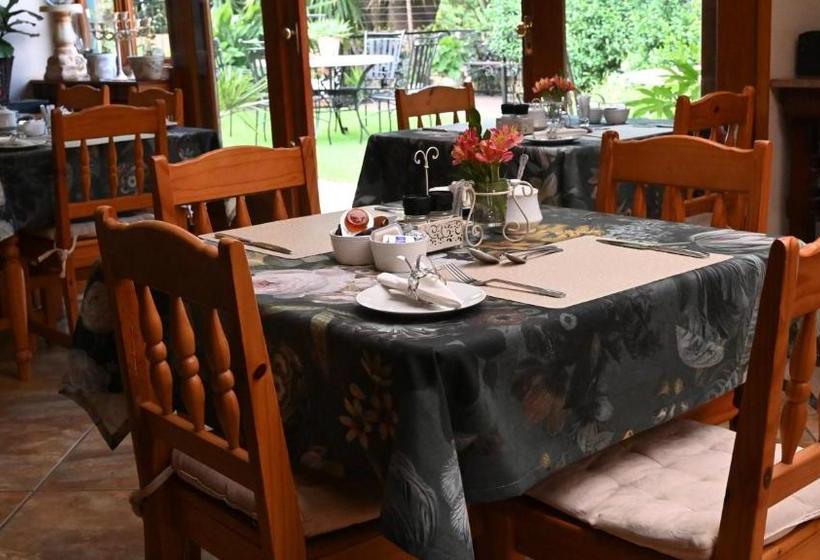 פנסיון Luxury Family En Suite @ 4 Star Guest House