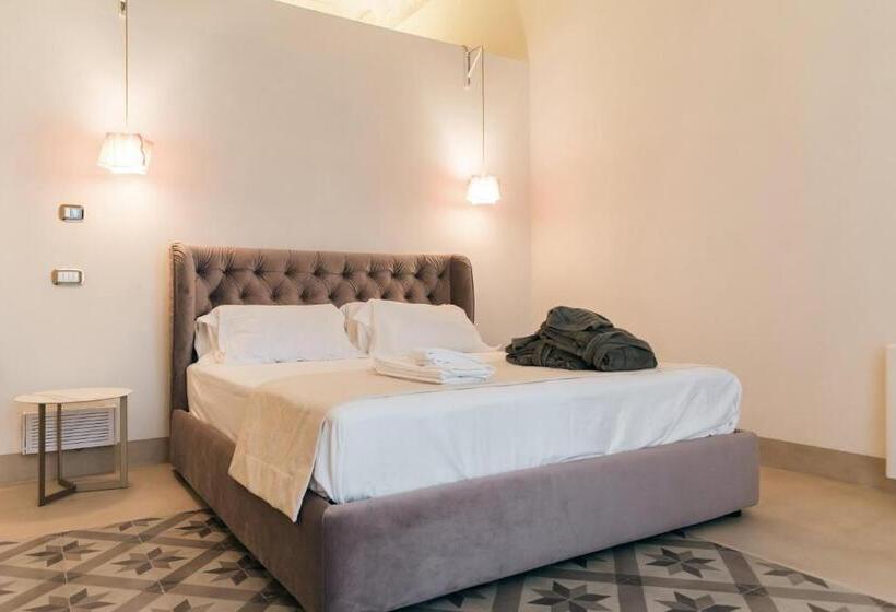 استراحتگاه Villa Pesce 1820 Residenza D Epoca & Spa