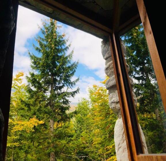 تختخواب و صبحانه Guest House Hyrmet Demushi