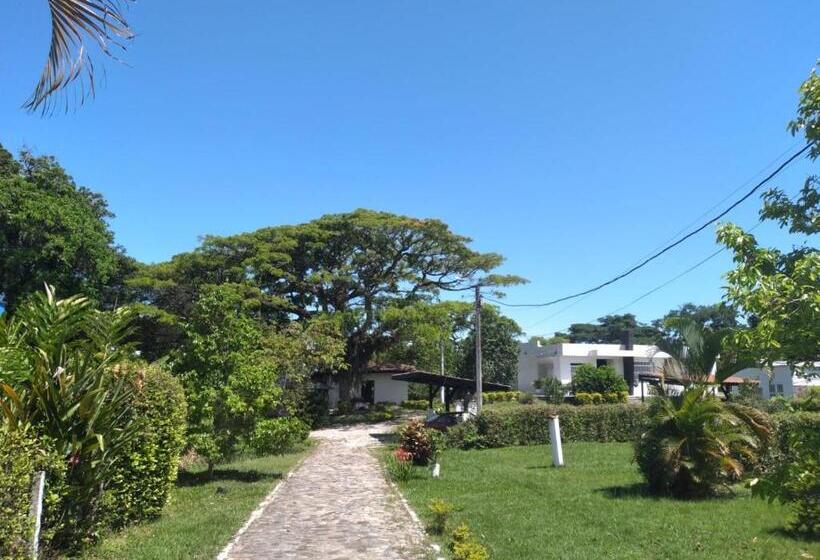 هتل Casa El Limonar Garzón Hospedaje Campestre