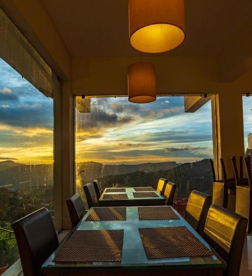 استراحتگاه Warmth Hill Crest