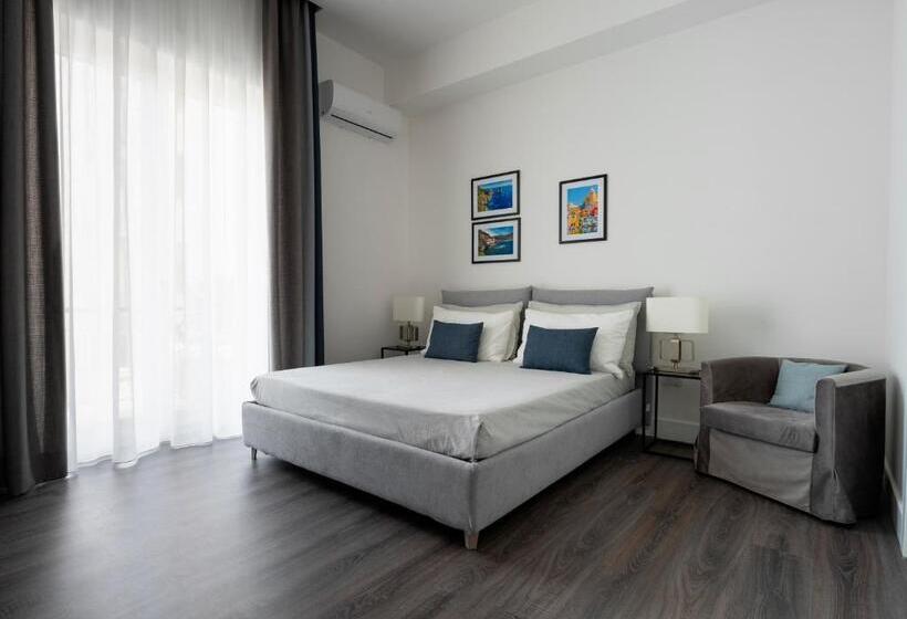 تختخواب و صبحانه Harmony Luxury Rooms
