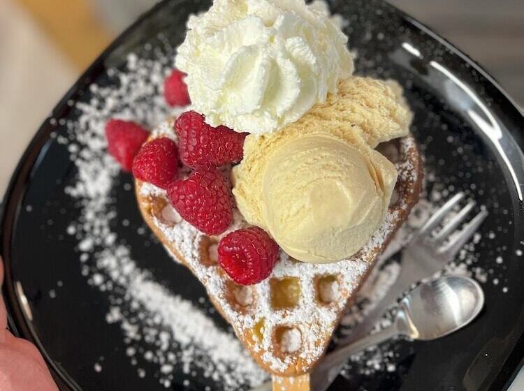 مبيت وإفطار Passage 84   Hotel & Café