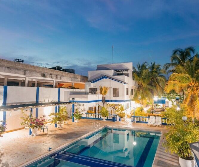 هتل Playazul Coveñas