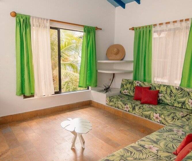 هتل Playazul Coveñas