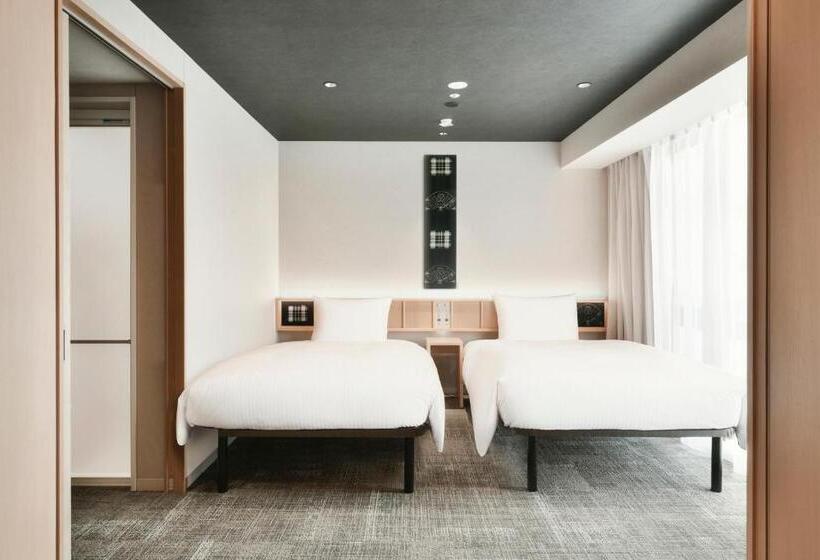 Ref Matsuyama City Station By Vessel Hotels