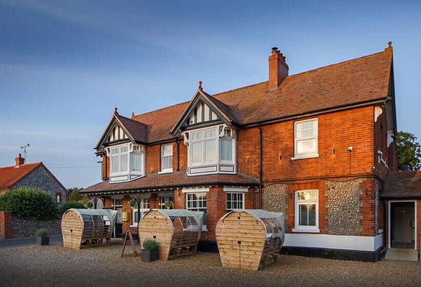 호텔 The Ship Inn